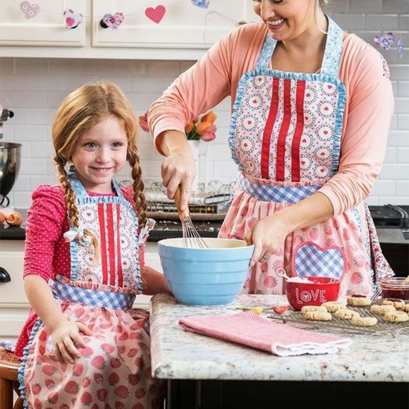 Matilda Jane Other - Matilda Jane Mommy Me Hearts Crafts Apron Set NWT